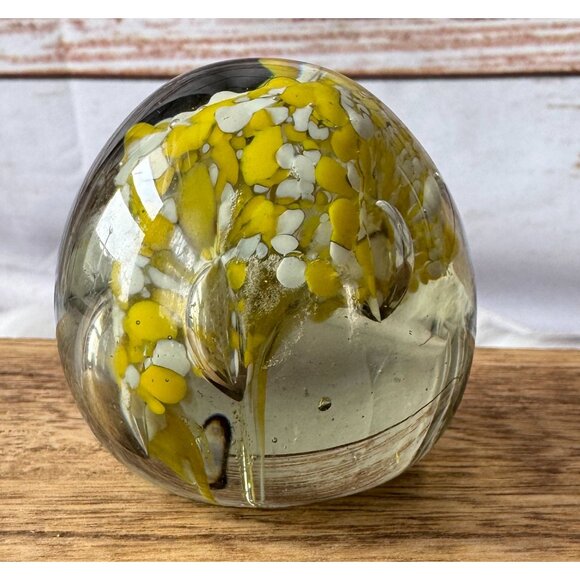 Vintage Handblown Yellow & White Dome Art Glass Paperweight With Abstract Design - Picture 1 of 10